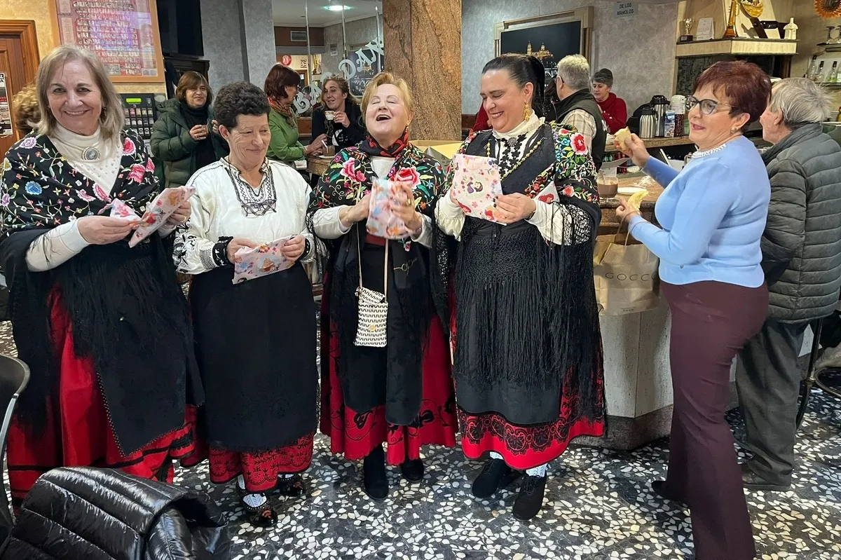Celebración de la fiesta de las águedas en Barruecopardo