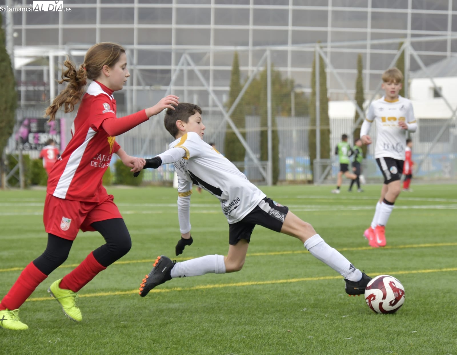 El fútbol base de Salamanca regala un fin de semana repleto de goles, paradas y diversión (GALERÍA DE FOTOS)