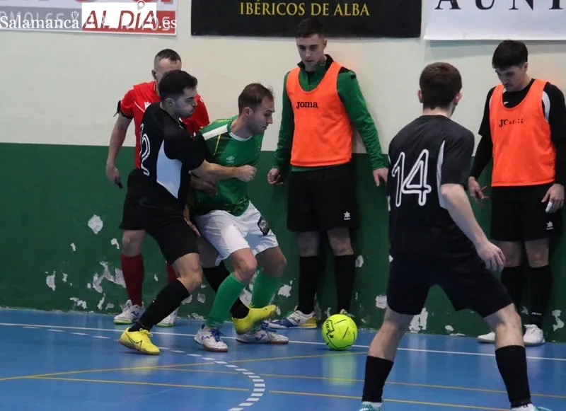 Foto 9 - Remontada con car&aacute;cter del Piensos Dur&aacute;n Albense para sumar la tercera victoria consecutiva (5-2)