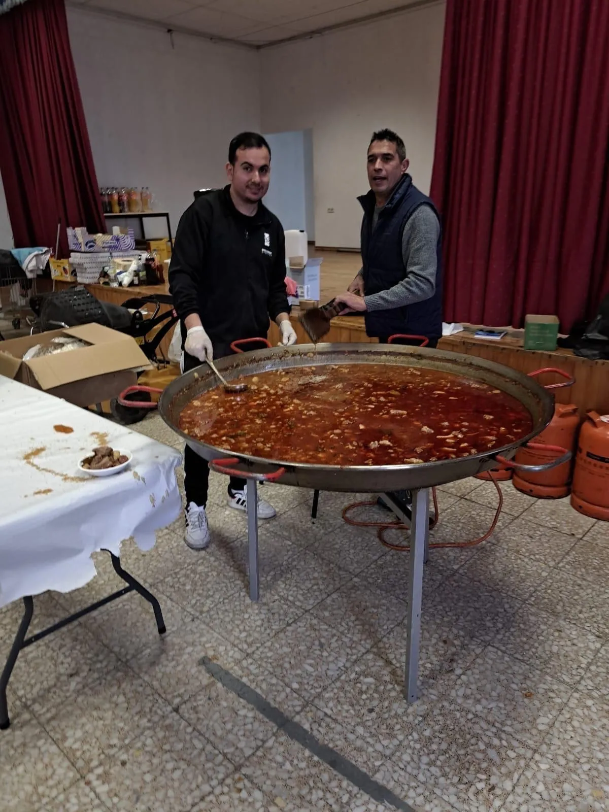 Foto 5 - Los Quintos 06 de Cantalpino revitalizan su esperada fiesta