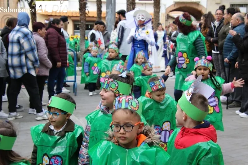 Foto 18 - Un Carnaval con arte, imaginaci&oacute;n y creatividad en el CEIP Santa Teresa