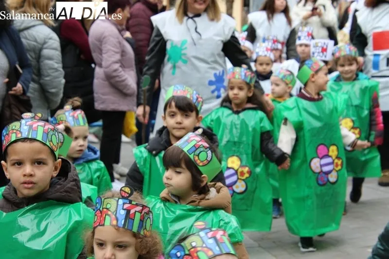 Foto 16 - Un Carnaval con arte, imaginaci&oacute;n y creatividad en el CEIP Santa Teresa