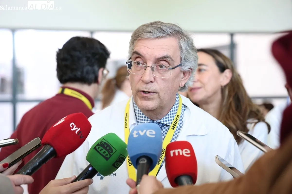 Acto en el Hospital de Salamanca con motivo del Día Mundial Contra el Cáncer. Foto de David Sañudo