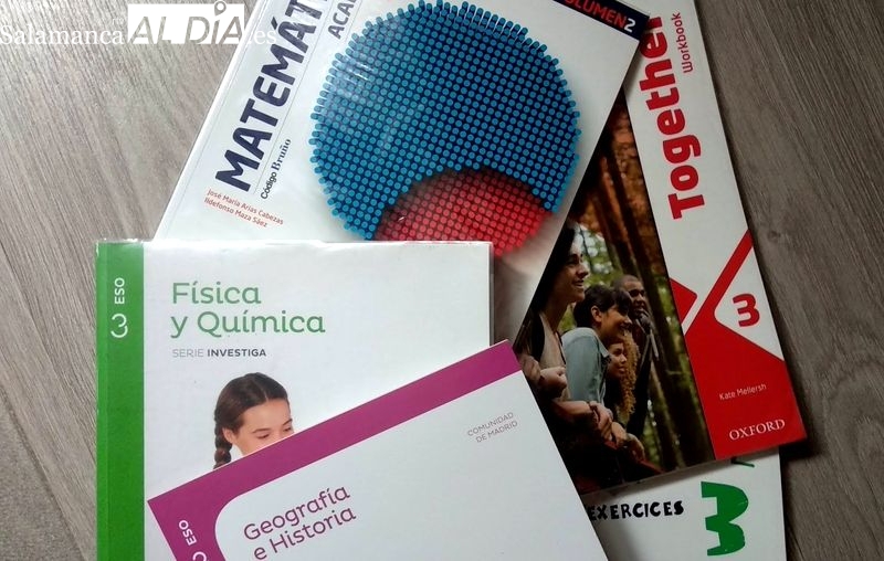 STE de Salamanca y FEDAMPA denuncian trabas y desigualdad en el acceso gratuito a libros de texto
