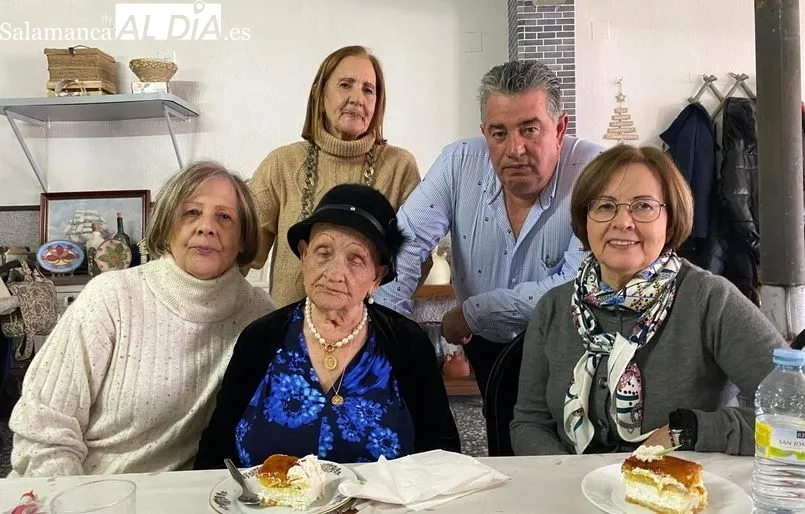 Foto 4 - Matilde Mi&ntilde;ambres, 101 a&ntilde;os de pura vitalidad