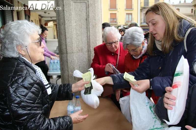 Foto 5 - Bocadillos con sabor a solidaridad en Alba de Tormes
