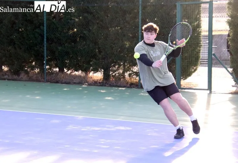 Foto 10 - La primera fase del Provincial de tenis toca a su fin este s&aacute;bado en Alba de Tormes