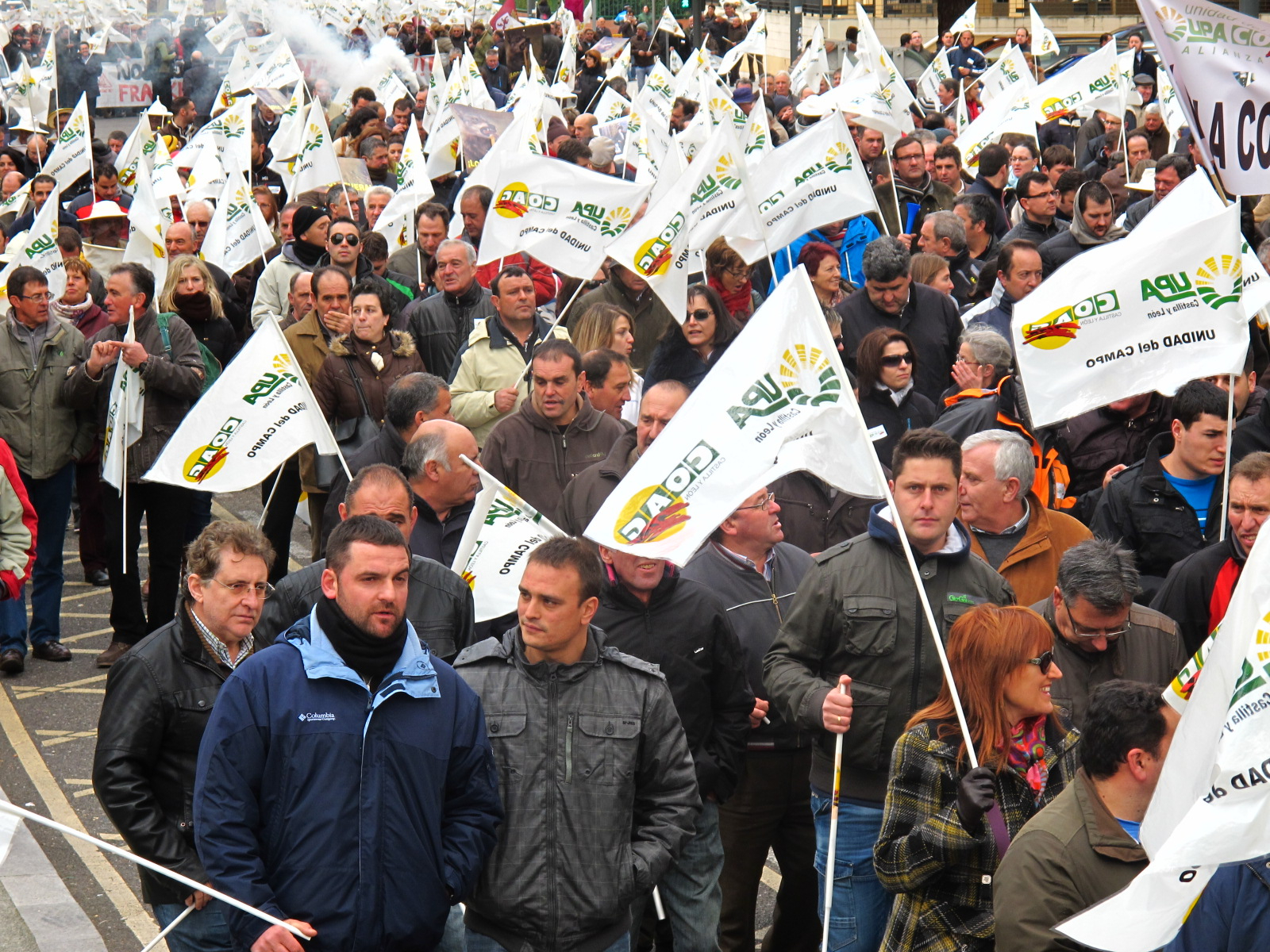 Manifestación de los agricultores en Babilafuente contra los precios de derribo del cereal