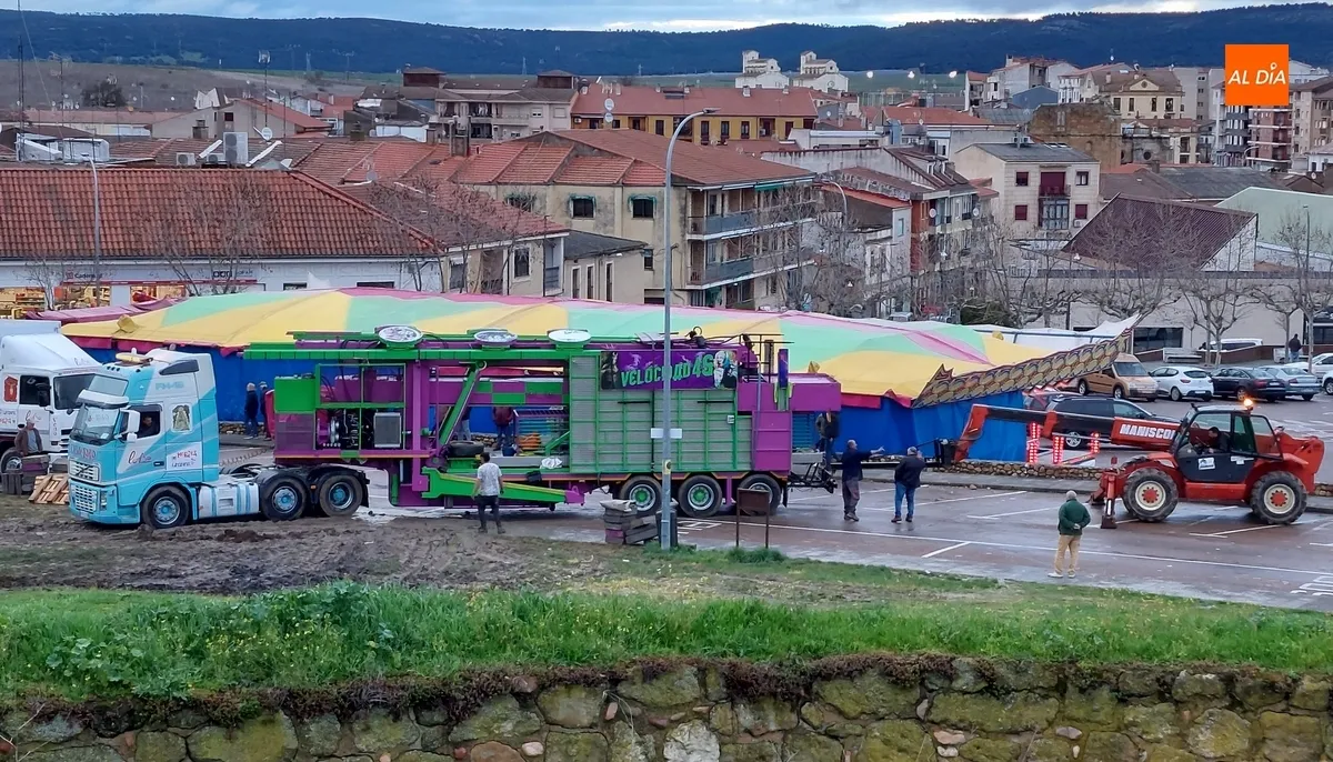 Foto 2 - La mayor parte de las ferias dicen adi&oacute;s mientras las casetas de pe&ntilde;as &lsquo;se resisten&rsquo;