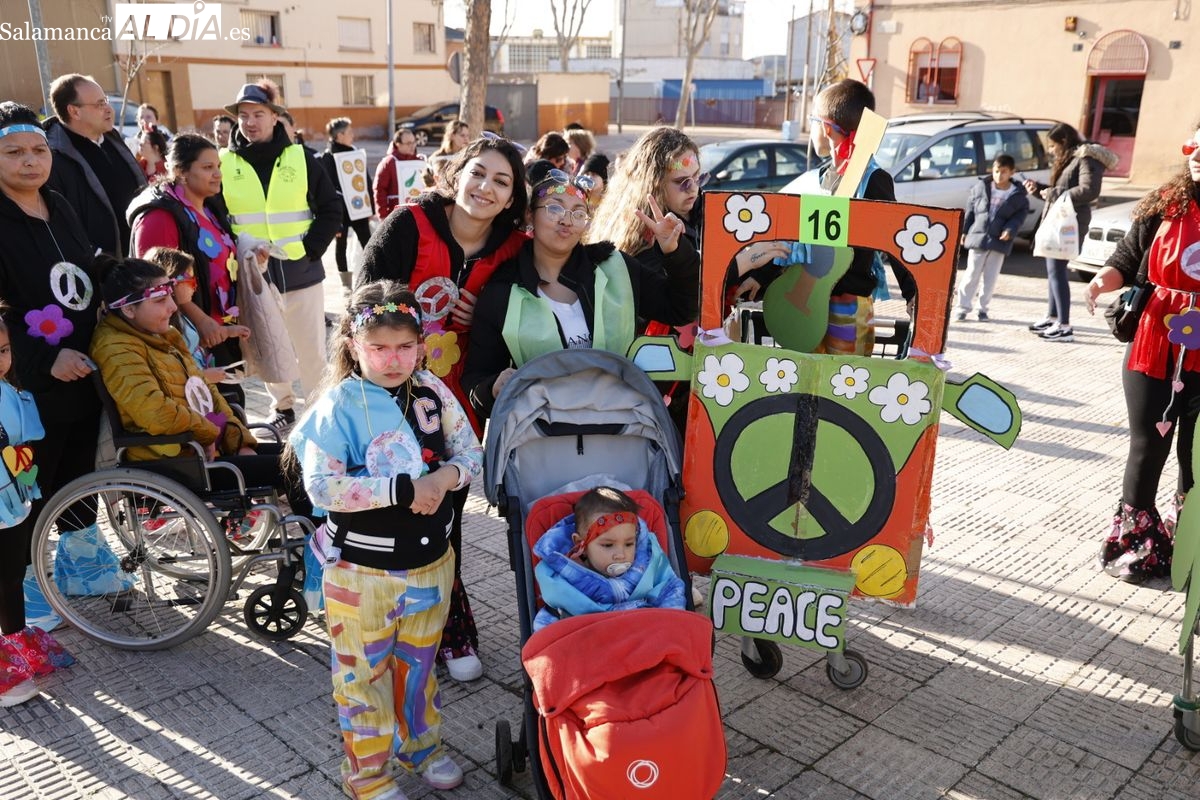 FOTOS | Pasacalles y desfile de Carnaval del Rollo-Puente Ladrillo en Salamanca