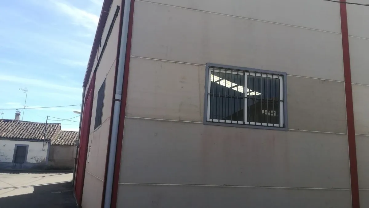 Foto 7 - Oportunidad de negocio en Salamanca: se alquila o se vende una nave de uso industrial
