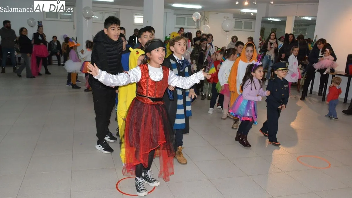 Foto 5 - Una divertida fiesta infantil despide el Carnaval en Lumbrales