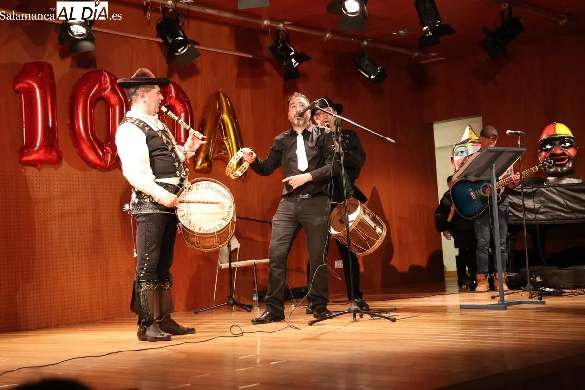 Salamanca disfruta de la música más tradicional con los hermanos Carlos y Ángel Rufino de Haro | FOTOS: David Sañudo 