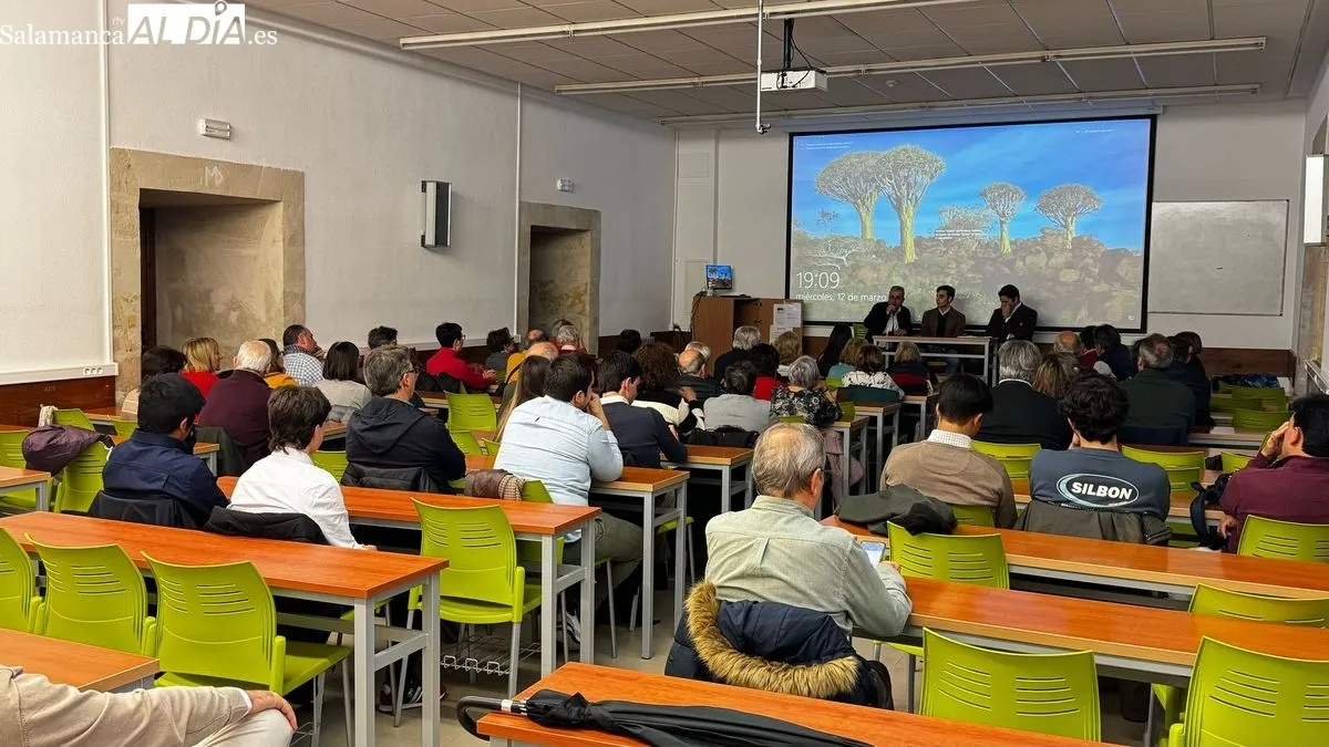 Alejandro Marcos entrevistado en la Universidad Pontificia 