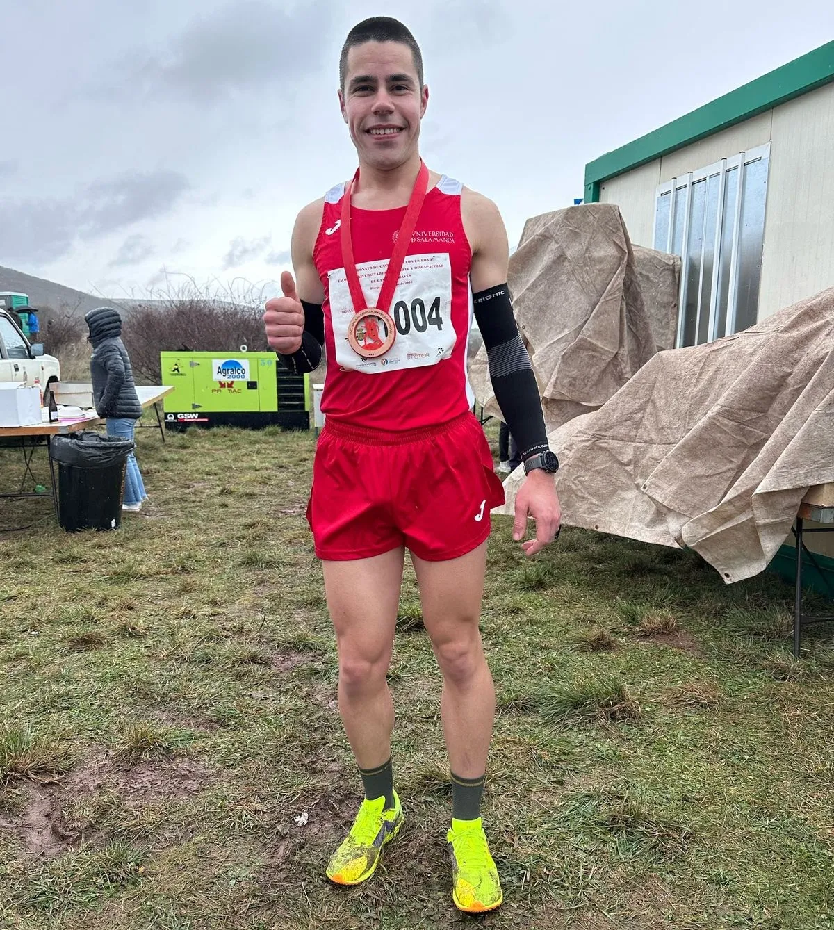 Sergio Sotelo Nieto, corredor de la Universidad de Salamanca con el bronce en el Campeonato Universitario de CyL de Campo a Través