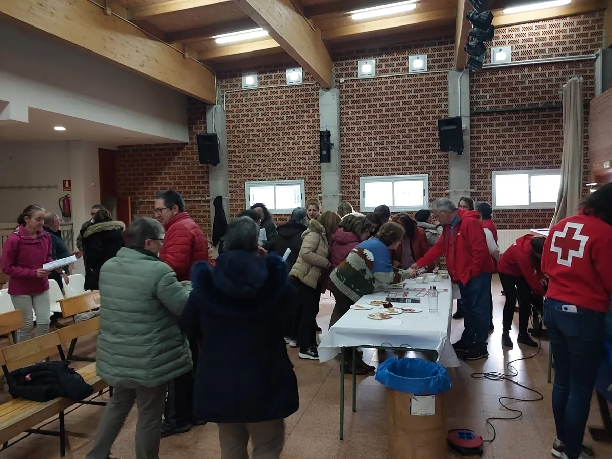 Charla sobre las legumbres impartida por Cruz Roja Vitigudino en El Cubo de Don Sancho / CORRAL 