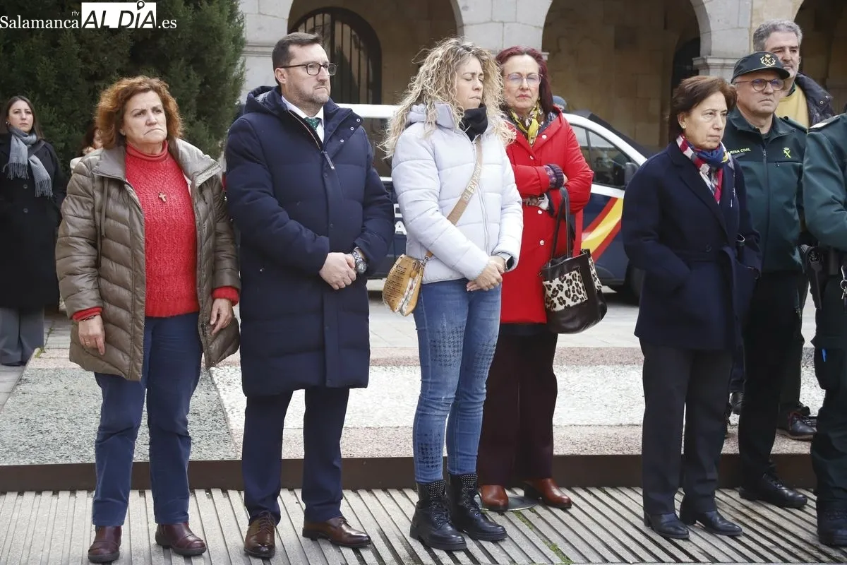 Concentración en Salamanca por las víctimas de violencia de género | Fotos: Ángel Puma