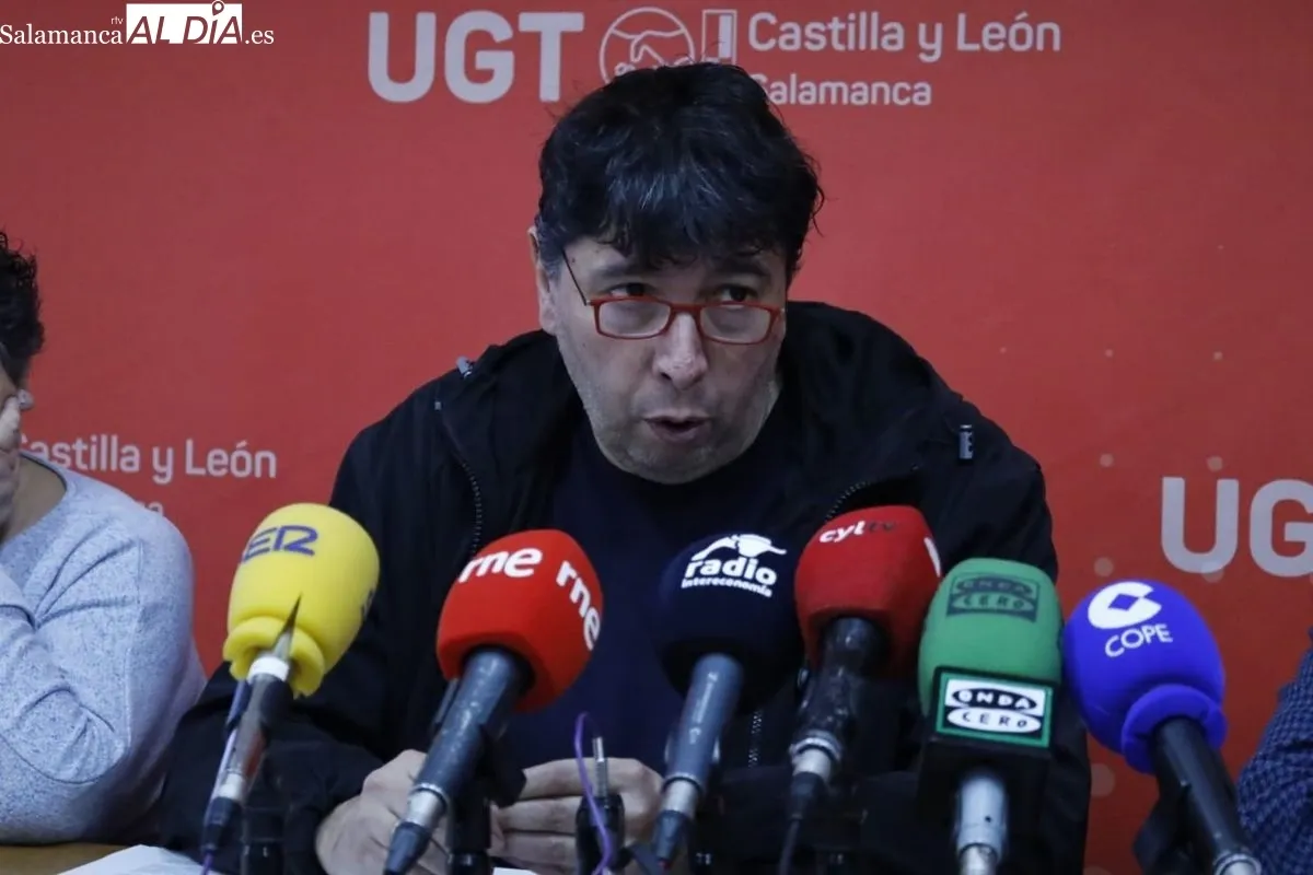 Presentación en Salamanca de la manifestación del 15 de marzo en defensa de la sanidad pública, que se hará en Valladolid. Foto de David Domínguez