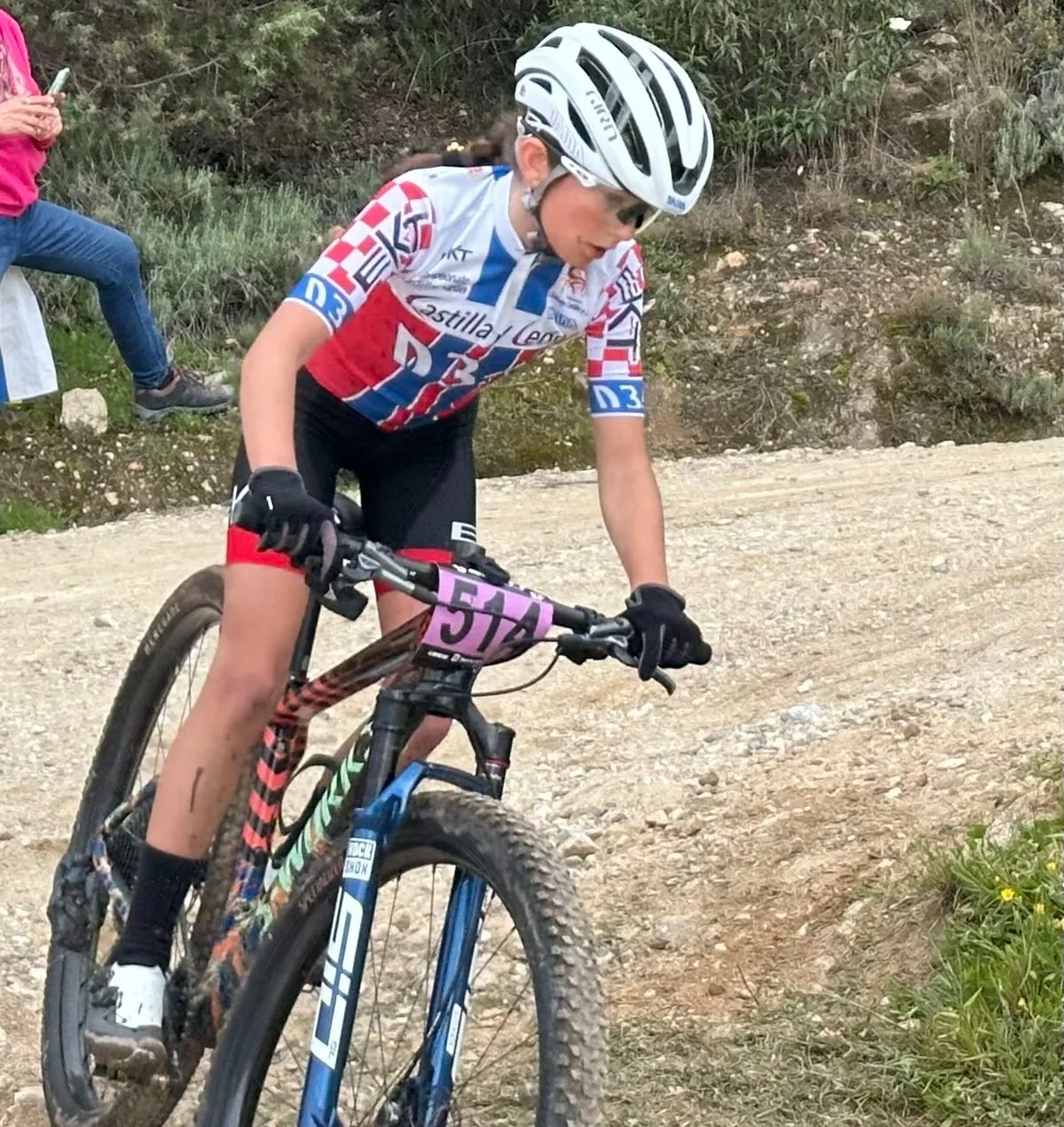 La salmantina Daida García, lider la Copa de España alevín de mountain bike, tras ganar en Candeleda