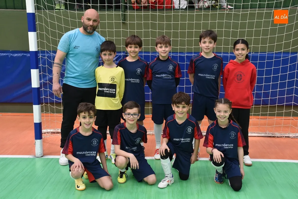 Foto 7 - El Benjam&iacute;n A del III Columnas se corona campe&oacute;n de los Juegos Escolares