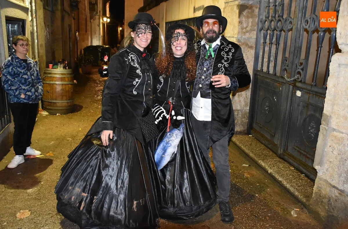Foto 2 - El Carnaval 2025 se despide con sol y calor... y con lluvia, truenos y hasta granizo