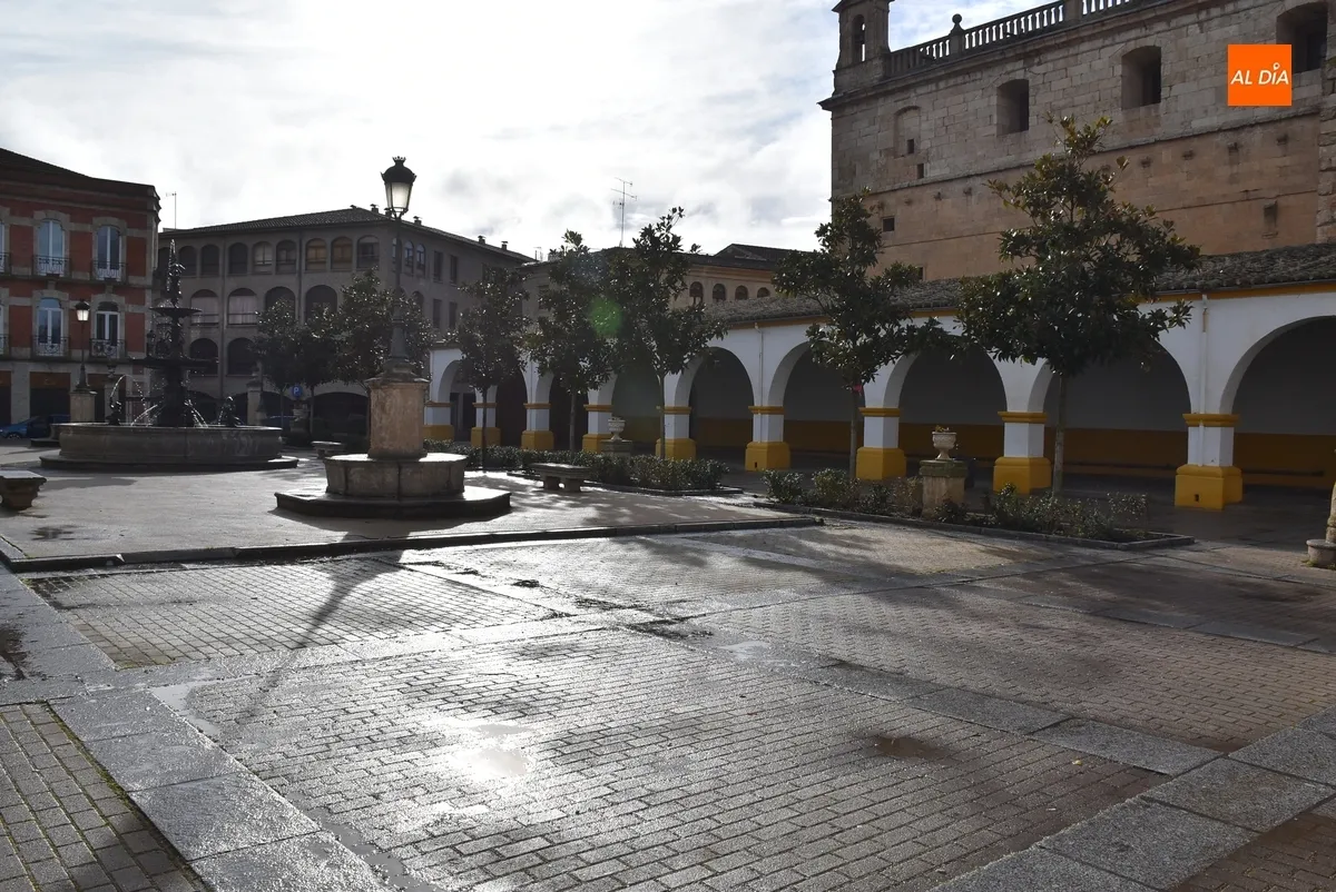 Foto 3 - La Plazuela del Buen Alcalde se vac&iacute;a de casetas
