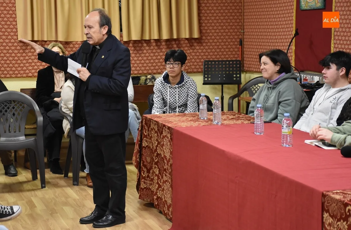 Foto 8 - San Andr&eacute;s profundiza en los grupos de Nueva Evangelizaci&oacute;n vinculados a la Parroquia
