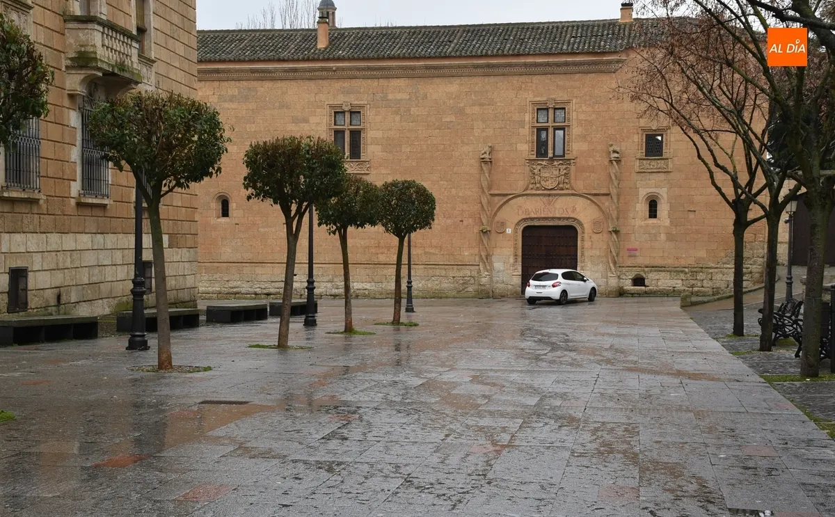 Foto 10 - Ciudad Rodrigo vive un carrusel de tareas de desmontaje y limpieza