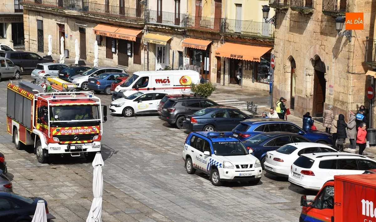 Foto 2 - El alcalde llama a la &ldquo;precauci&oacute;n&rdquo;, animando a quedarse en casa, ante la colecci&oacute;n de incidencias