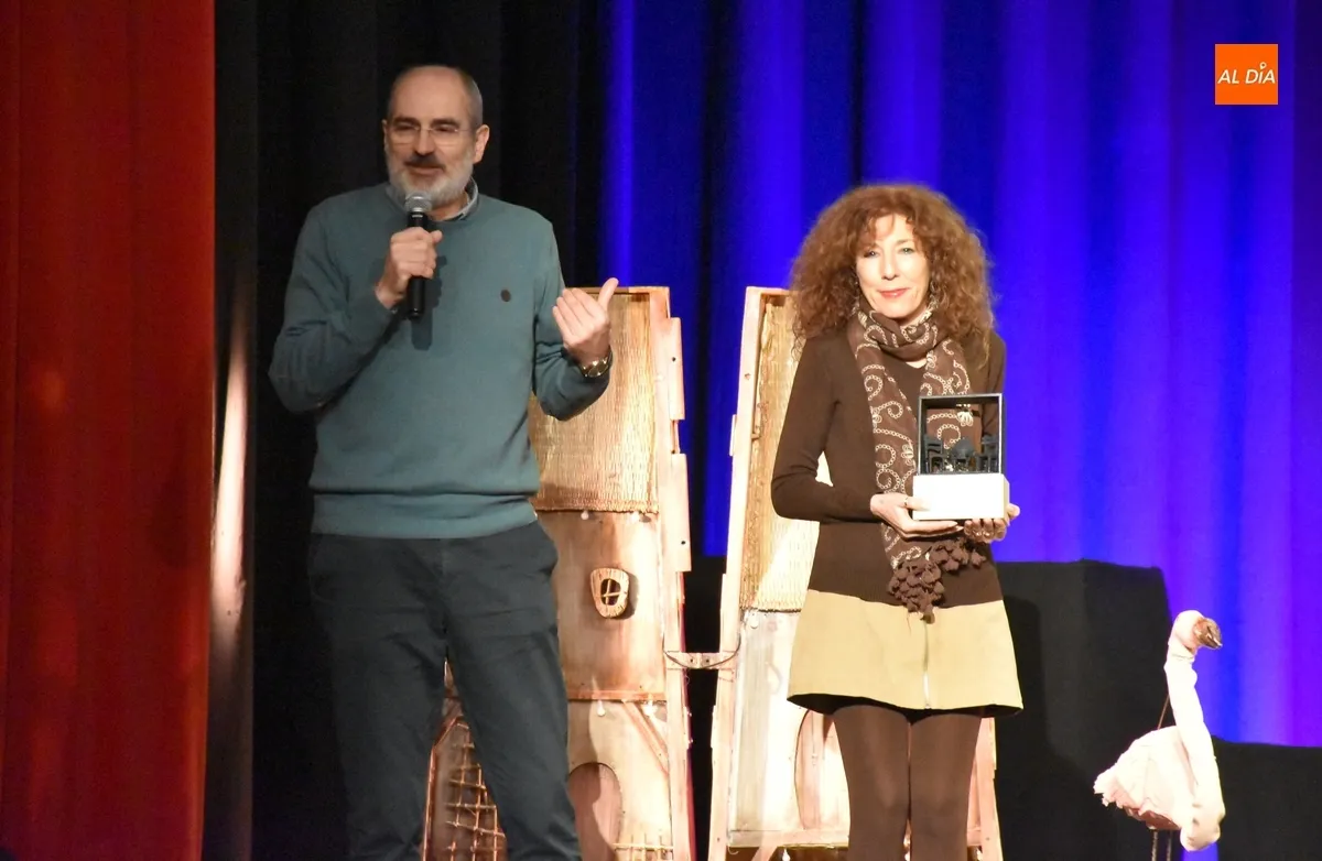 Foto 11 - &lsquo;Yo, Tarz&aacute;n&rsquo; recibe ante los escolares de 5&ordm; y 6&ordm; el Premio al Mejor Espect&aacute;culo Infantil de la Feria