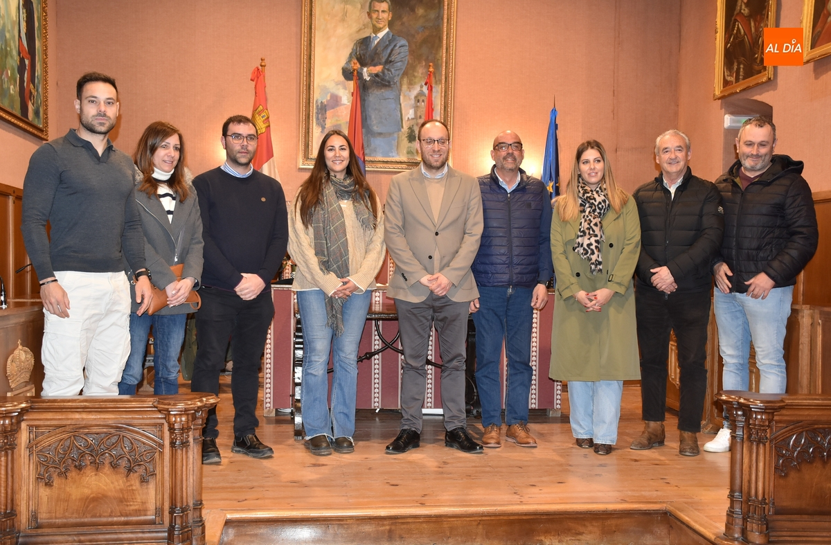 El Equipo de Gobierno valora como bueno el Carnaval estimando más gente por los kilos de basura
