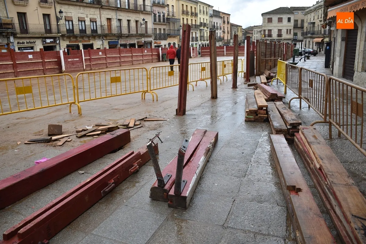 Foto 8 - Retirado el &uacute;ltimo tablao que quedaba en pie
