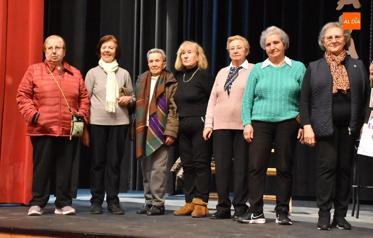 Foto 3 - El grupo de teatro de Amanecer celebrar&aacute; el 8M subi&eacute;ndose a las tablas el viernes 14