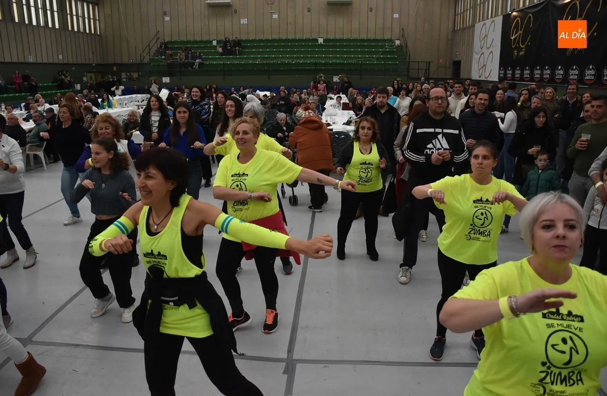 Foto 11 - El Carnaval 2025 echa definitivamente el cierre con baile, regalos y m&uacute;sica