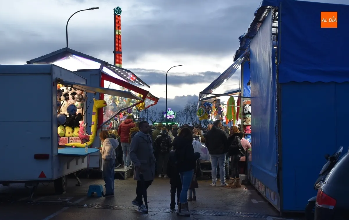 Foto 2 - El recinto ferial vive su &uacute;ltima gran tarde con &lsquo;Cumplea&ntilde;os Feliz&rsquo; incluido