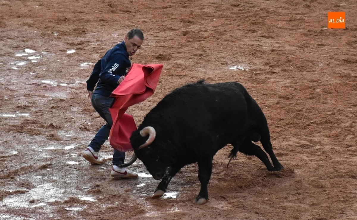 Foto 3 - Dos Torrealba alargan el final de la parte puramente taurina del Carnaval