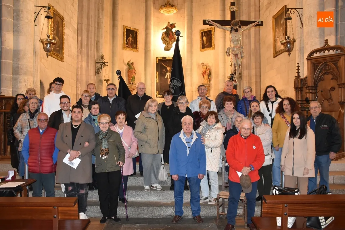 Foto 9 - La Soledad, que incorpora cuatro nuevos vocales, estrenar&aacute; banderas de luto