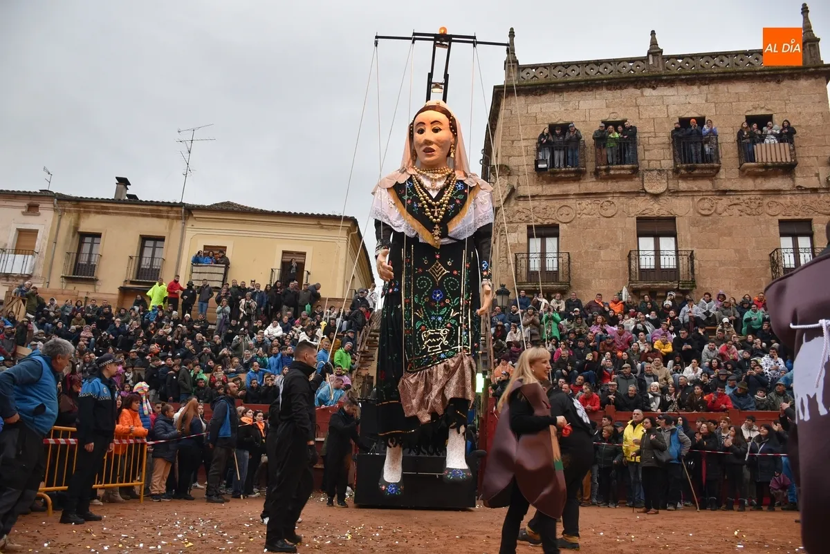 Foto 7 - Desvelados los ganadores del Concurso de Disfraz Callejero del Carnaval