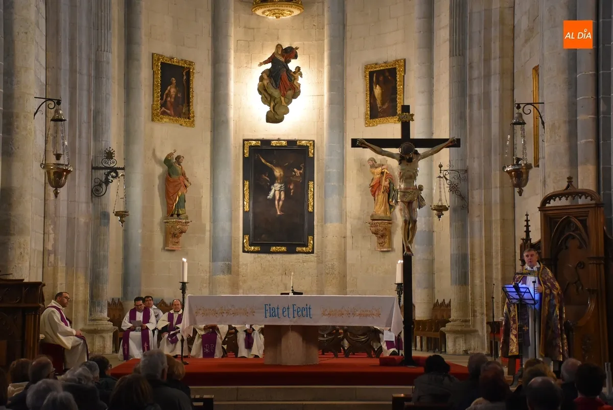 Foto 11 - Los fieles civitatenses se preparan espiritualmente para su peregrinaci&oacute;n a Roma