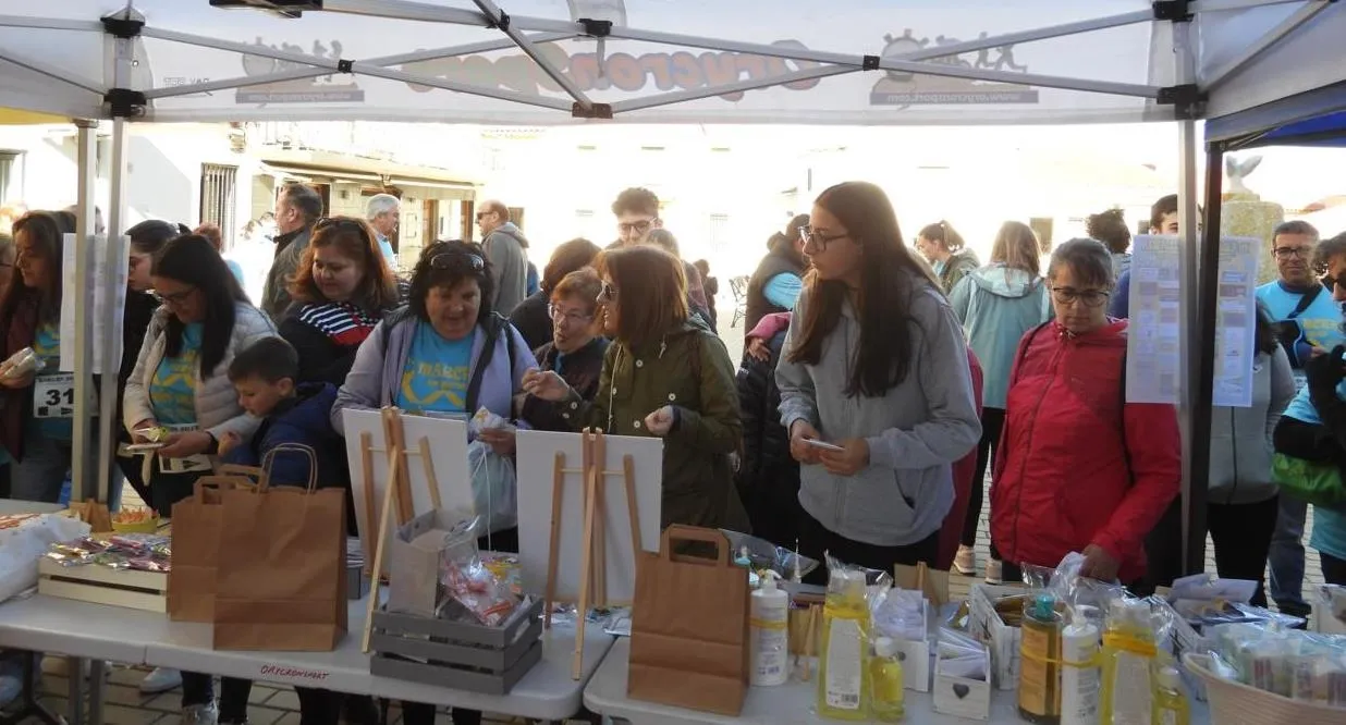 Foto 2 - Recaudados m&aacute;s de 5.000&euro; en la Marcha de Sancti-Sp&iacute;ritus a favor de La Sonrisa de M4r&iacute;a