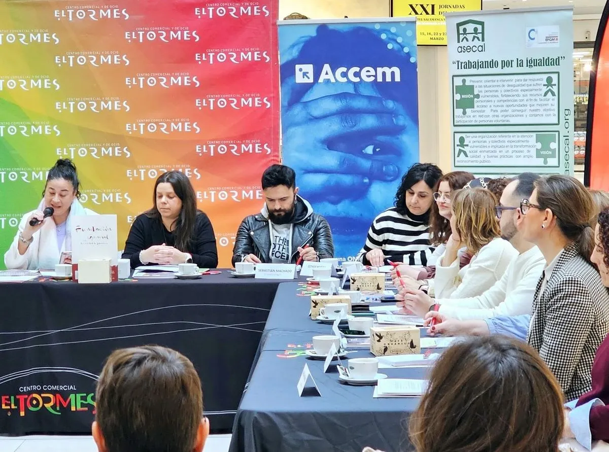 Foto 7 - El Tormes acoge un encuentro inspirador en el D&iacute;a Mundial del Trabajo Social&nbsp;