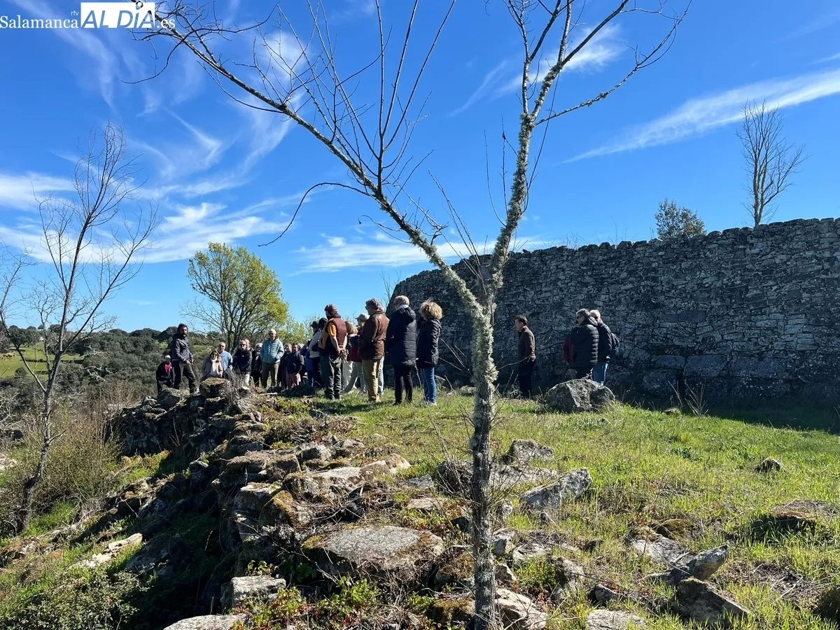 El castro vetón de Yecla de Yeltes recibe cada fin de semana decenas de turistas