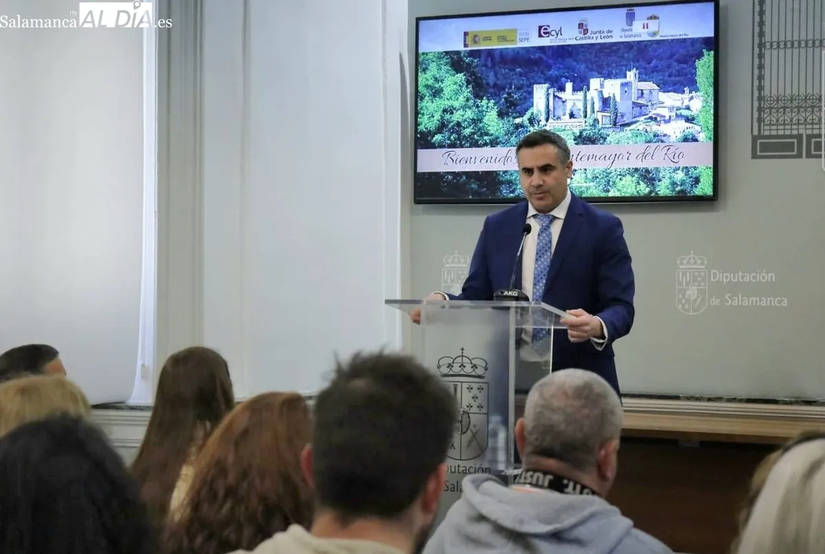 Entrega de diplomas a los diez participantes de la Acción en Alternancia de Formación y Empleo (AFE) 