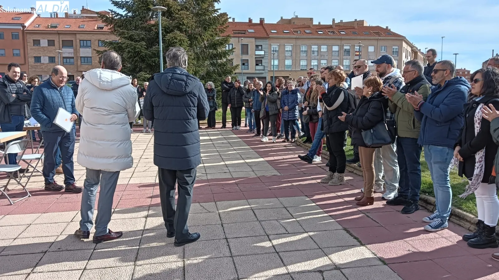 Entrega de las llaves de la nueva promoción de 48 viviendas protegidas y garajes en el barrio de Pizarrales | FOTOS: 