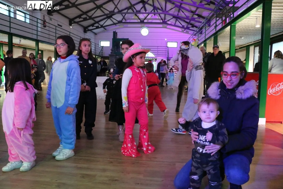 Fiesta infantil de Carnaval en Vitigudino / CORRAL