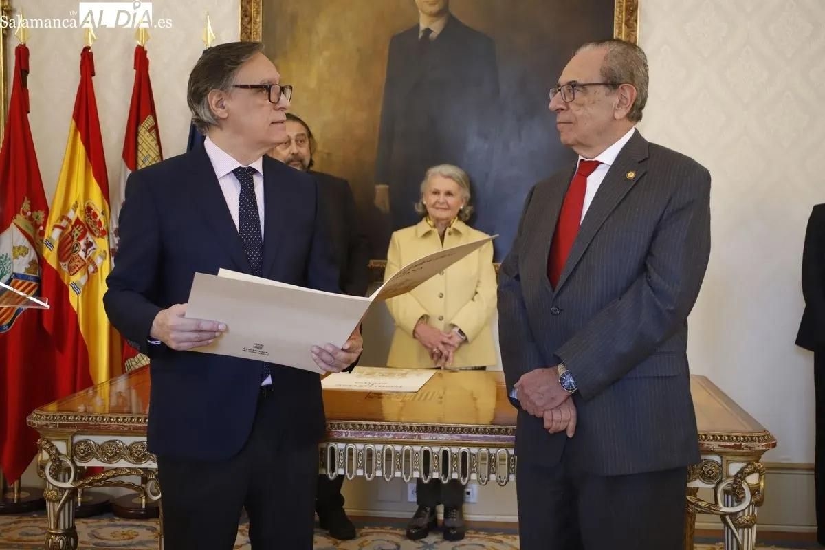 Adolfo García Sastre, Sebastião Helvecio Ramos de Castro y María Urioste Ramón y Cajal, nuevos huéspedes distinguidos de Salamanca | FOTOS: Ángel Puma 