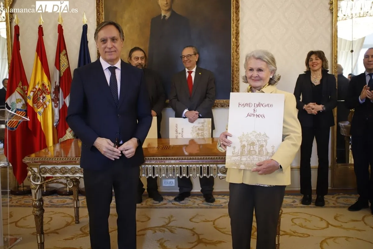 Adolfo García Sastre, Sebastião Helvecio Ramos de Castro y María Urioste Ramón y Cajal, nuevos huéspedes distinguidos de Salamanca | FOTOS: Ángel Puma 