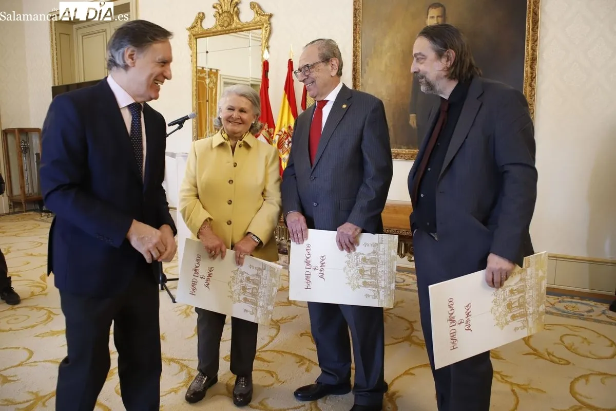 Adolfo García Sastre, Sebastião Helvecio Ramos de Castro y María Urioste Ramón y Cajal, nuevos huéspedes distinguidos de Salamanca | FOTOS: Ángel Puma 