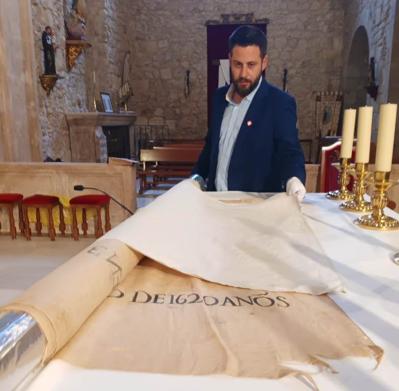 Los cofrades de El Silencio ya pueden encargar las capuchas para su nueva procesión