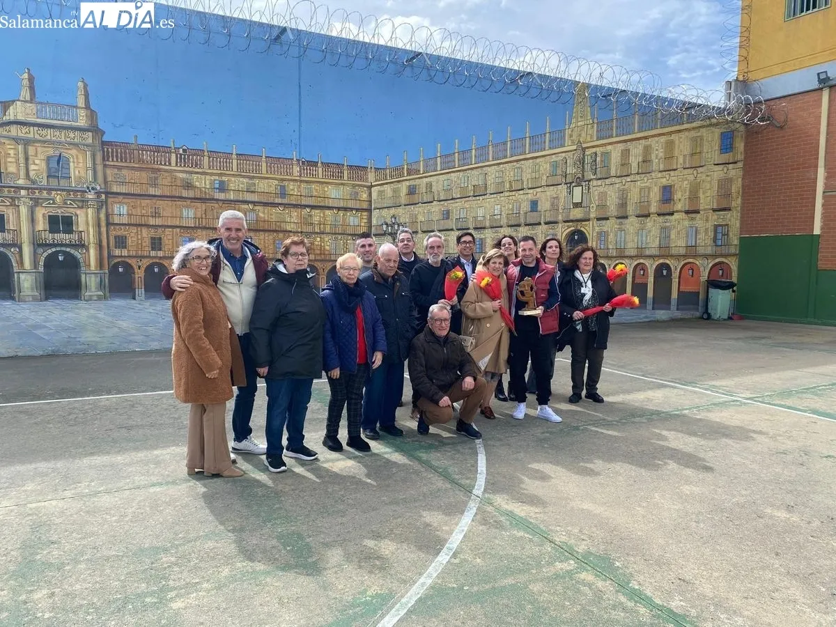 Foto 3 - El Centro Penitenciario de Topas celebra el D&iacute;a Internacional de la Mujer con la entrega del Premio Izcala a la Mujer a Carmen Cabrera&nbsp;